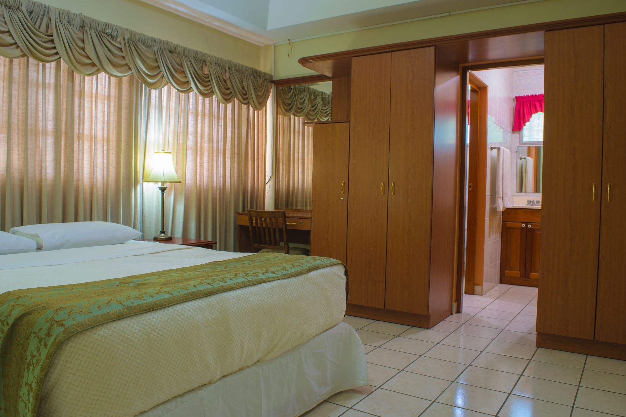 Hotel Fontana ماناجوا المظهر الخارجي الصورة